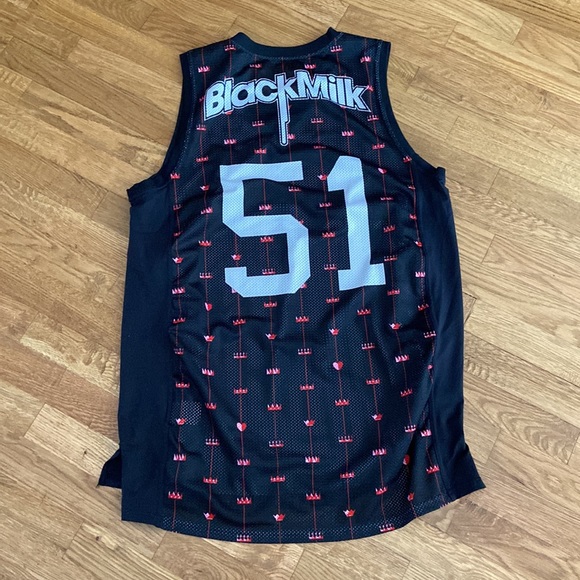 BlackMilk Queen of Hearts xl euc - Picture 3 of 5